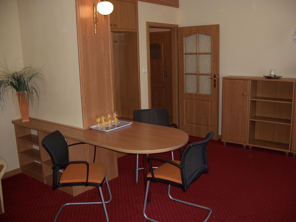 Hotel Alga Ustka Dış mekan fotoğraf